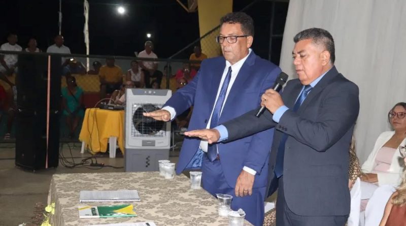 Prefeito Marcão do Povo vice-prefeito e vereadores são empossados em Agricolândia