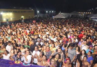 Encerramento do Festejo em Agricolândia com Shows em Praça Pública