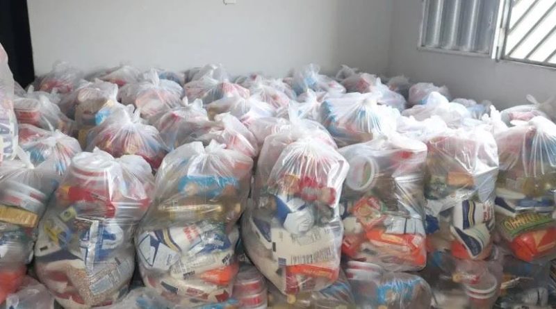 Prefeitura de Agricolândia distribuiu cestas básicas para famílias cadastradas em Programas Sociais