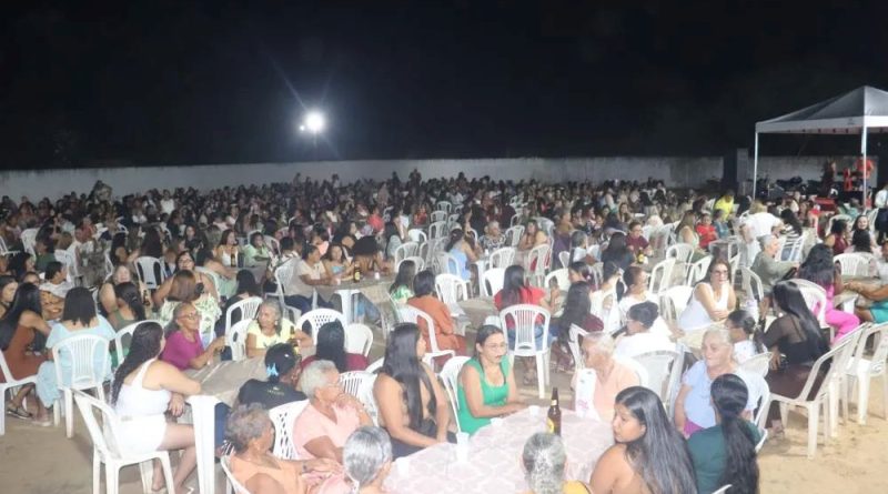 Prefeitura de Agricolândia realizou grande festa em homenagem as Mães da cidade