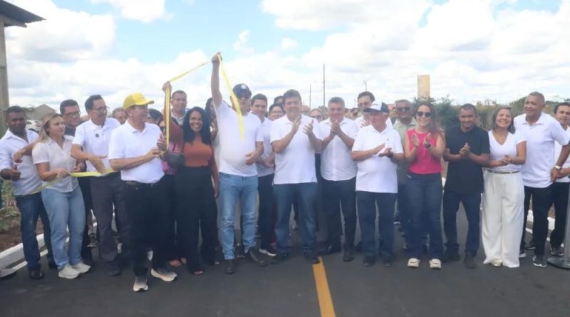 Governador Rafael Fonteles e prefeito Marcão do Povo inauguram importantes obras em Agricolândia